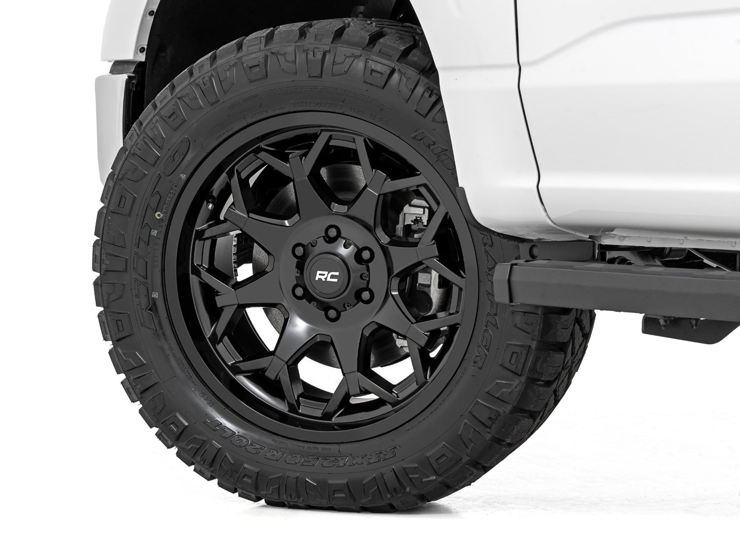 Rough Country 80 Series Wheel | One-Piece | Semi Gloss Black | 20x9 | 8x165 | 0mm