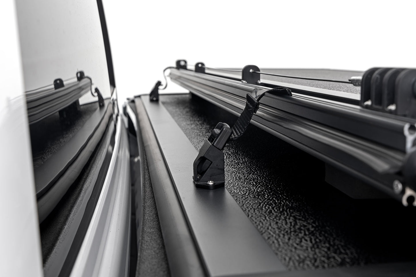 Hard Low Profile Bed Cover | 5'7" Bed | No Rambox | Ram 1500 (19-26)/1500 TRX (21-24)