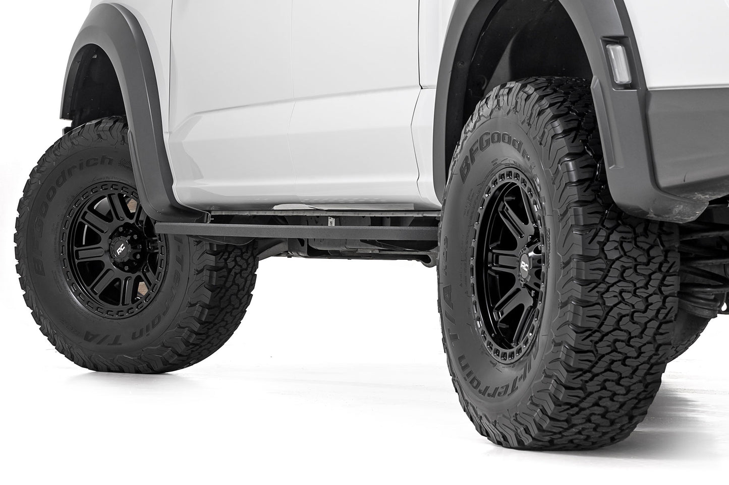 Rough Country 84 Series Wheel | One-Piece | Gloss Black | 15x8 | 5x4.5 | -19mm