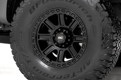 Rough Country 84 Series Wheel | Gloss Black | 17x8.5 | 6x5.5 | +25mm