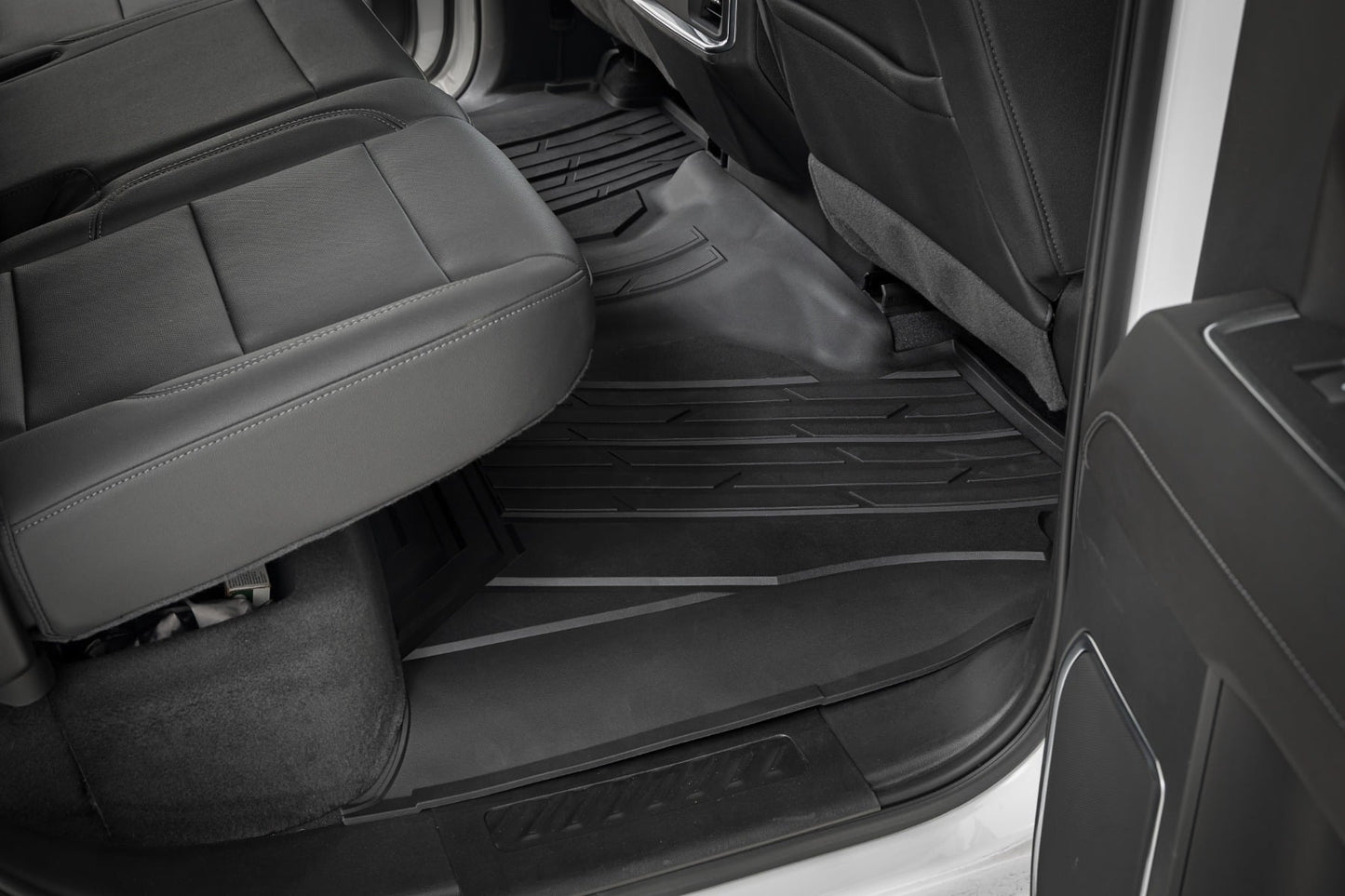 Flex-Fit Floor Mats | FR & RR | FR Bucket | Crew | Chevy/GMC 1500/2500HD/3500HD (19-26)