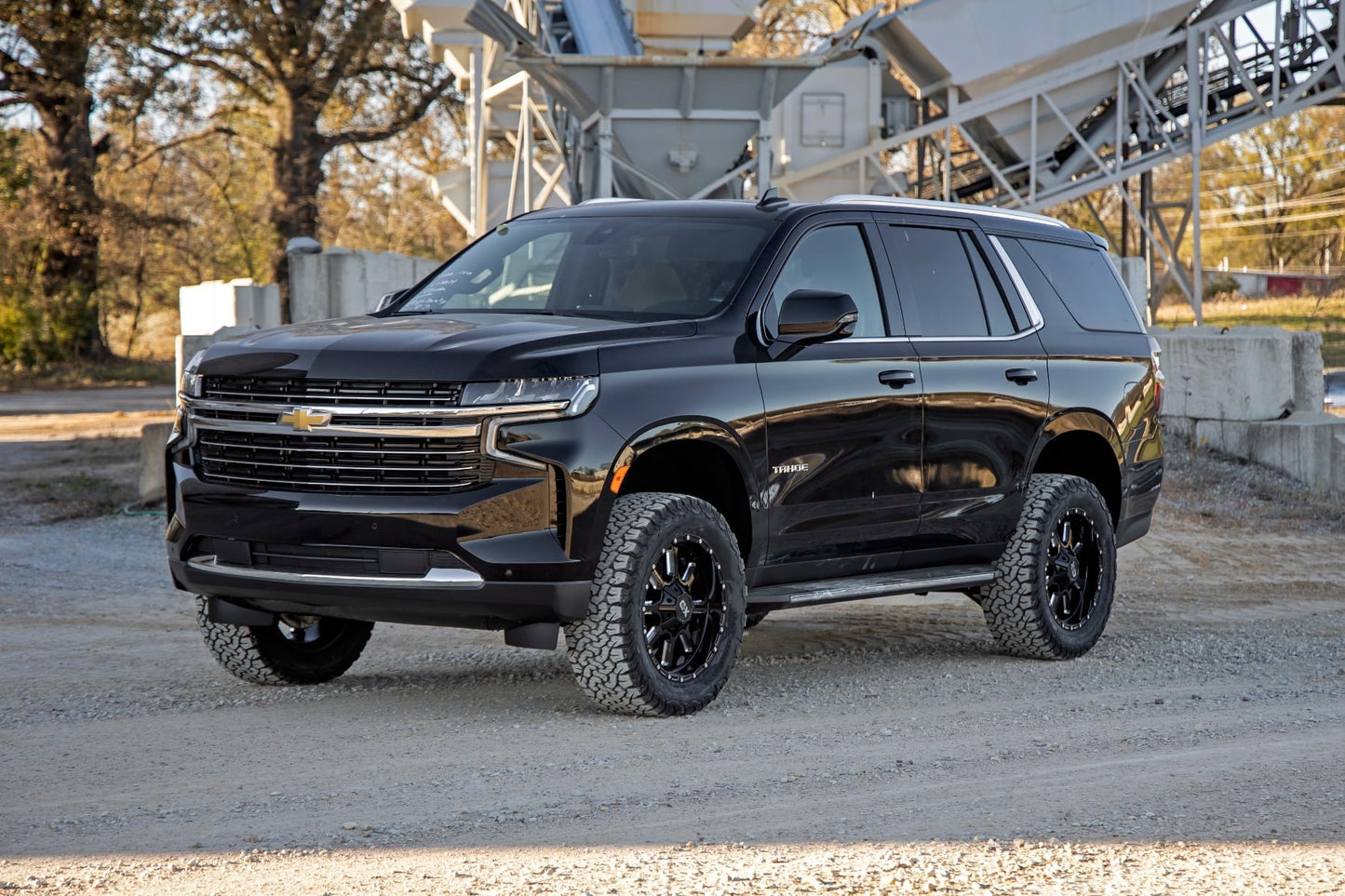3.5 Inch Lift Kit | M1 Struts | Chevy/GMC SUV 1500 4WD (2021-2026)
