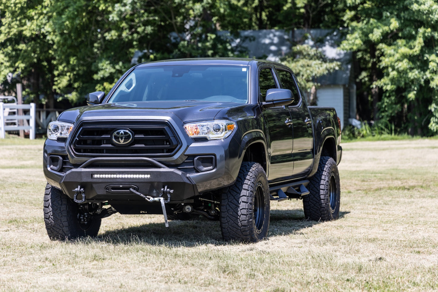 Front Bumper | Hybrid | 9500-Lb Pro Series Winch | Synthetic Rope | Toyota Tacoma (16-23)