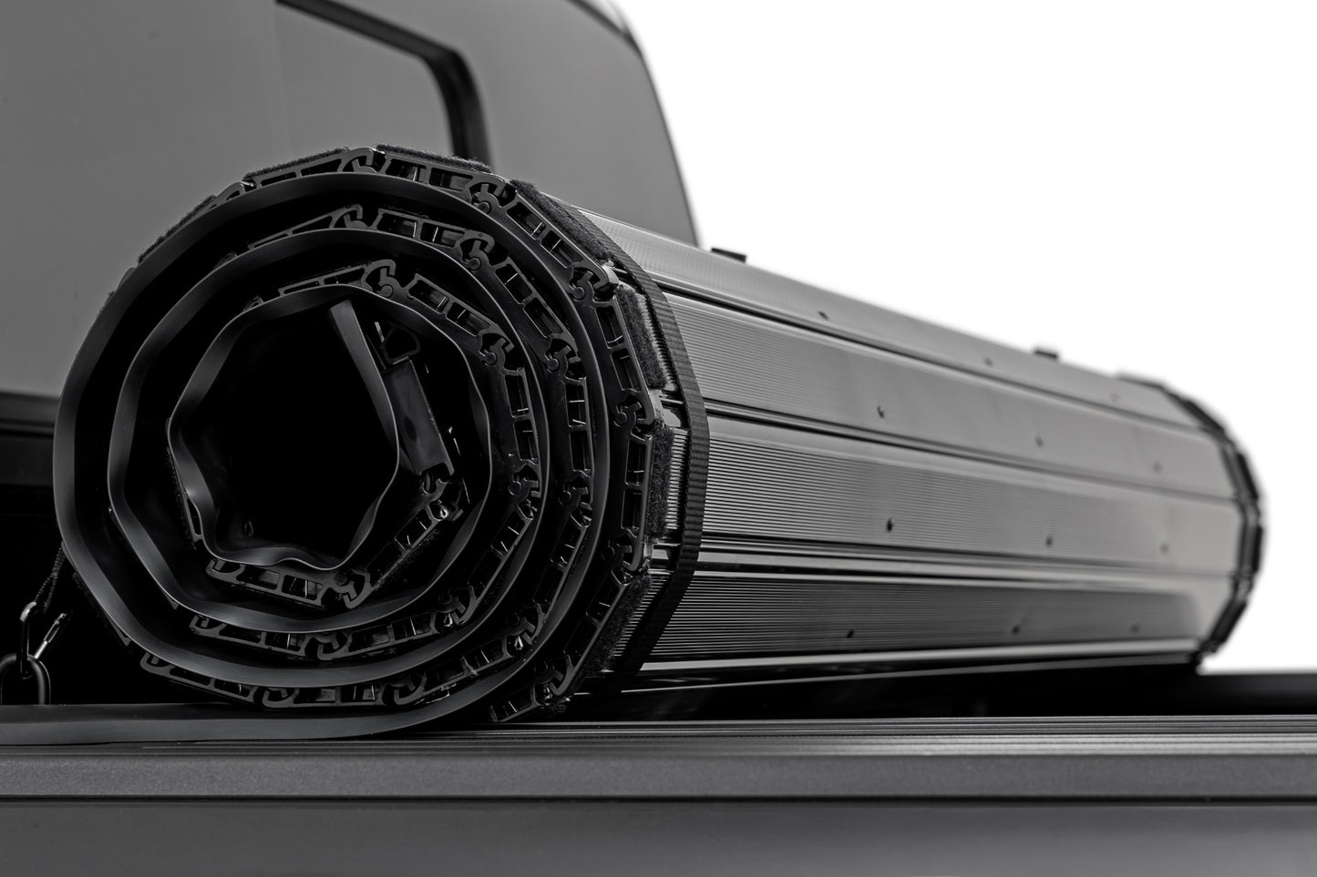Hard Roll Up Bed Cover | 6'10" Bed | Ford F-250/F-350 Super Duty (17-26)