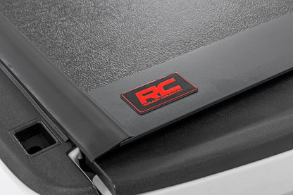 Hard Low Profile Bed Cover | 5'7" Bed | No Rambox | Ram 1500 2WD/4WD (2009-2018 & Classic)