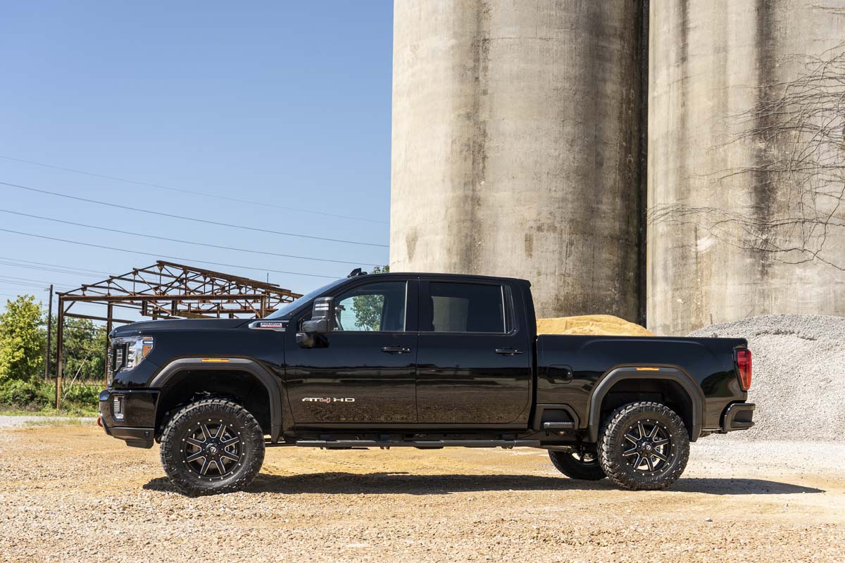 3 Inch Lift Kit | Chevy/GMC 2500HD/3500HD 2WD/4WD (20-26)