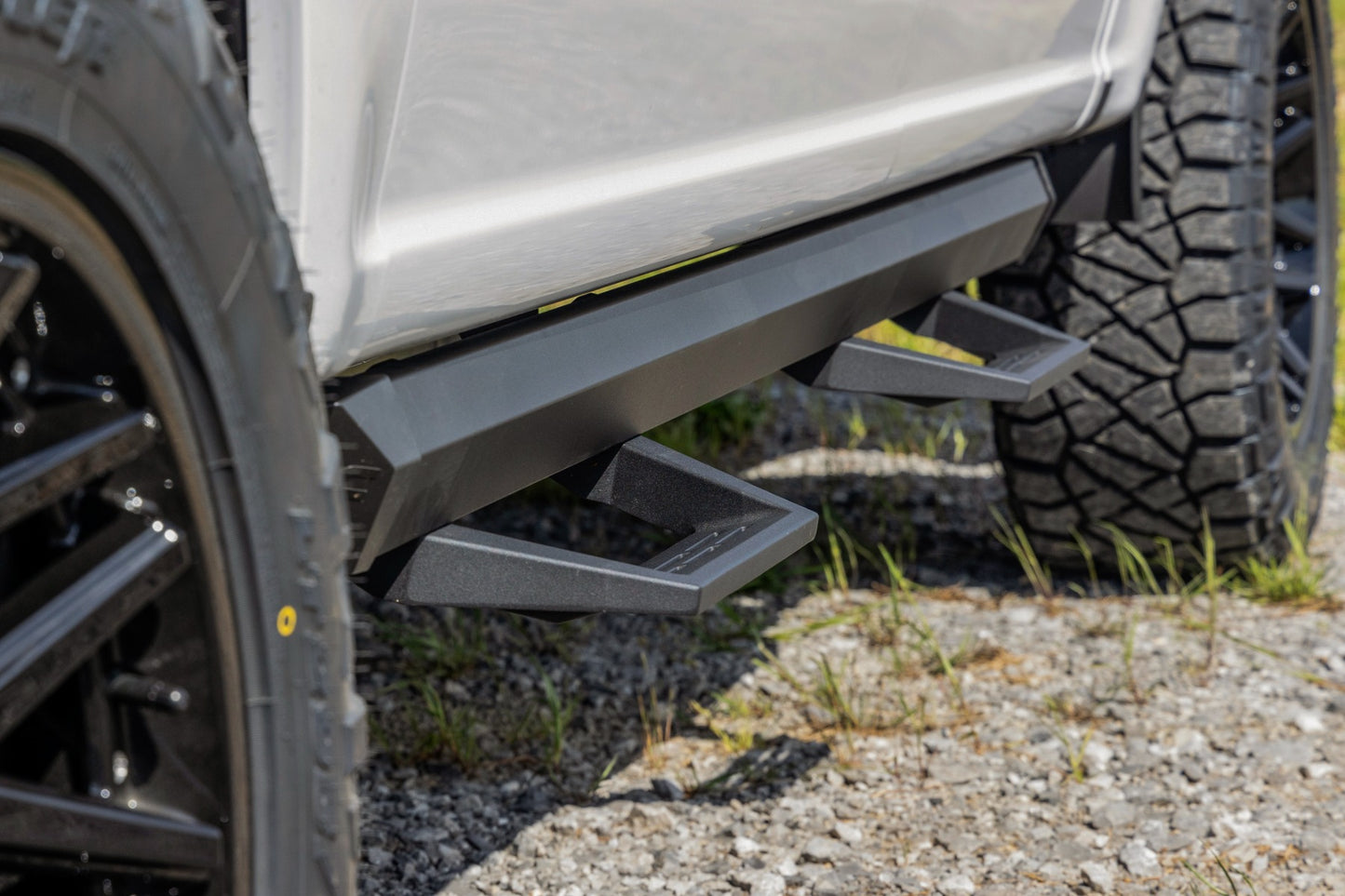 SRL2 Adjustable Aluminum Steps | Ford Ranger 2WD/4WD (2019-2026)