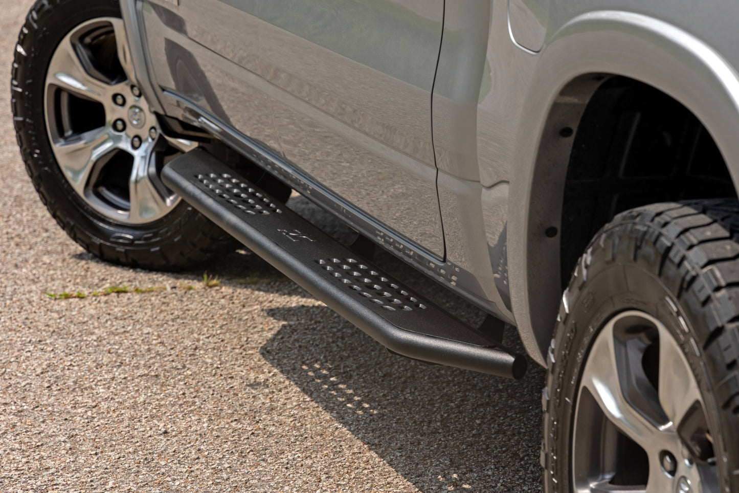 OV2 Running Boards | Side Step Bars | Crew Cab | Ram 1500 (19-26)/1500 TRX (21-24)