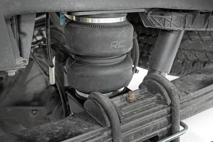 Air Spring Kit w/compressor | Wireless Controller | Ford F-250/F-350 Super Duty (17-26)